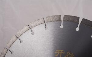 混凝土切割片切割机的工作原理和操作流程 混凝土切割片切割机的工作原理和操作流程