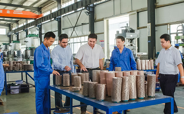 金刚石锯片切割不同材质石材对性能的影响 金刚石锯片切割不同材质石材对性能的影响